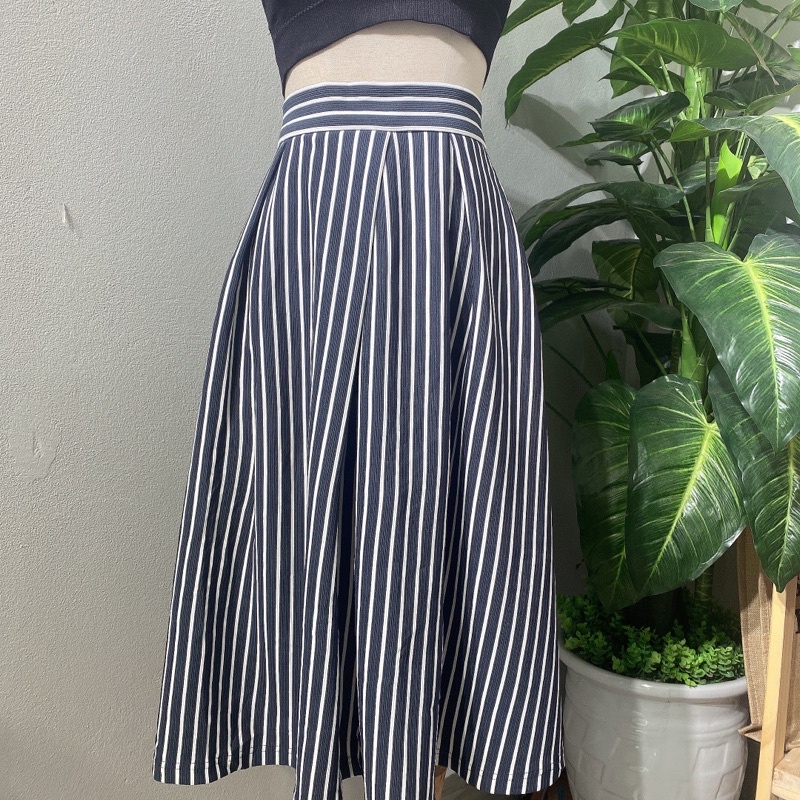 chân váy kẻ si tuyển