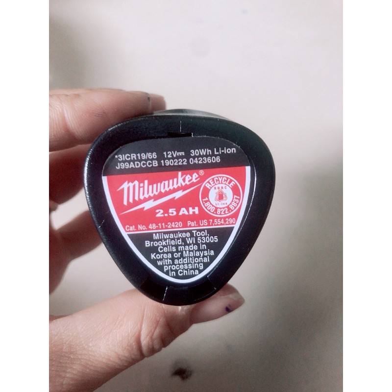 Pin đóng mới Milwaukee m12v 3cell