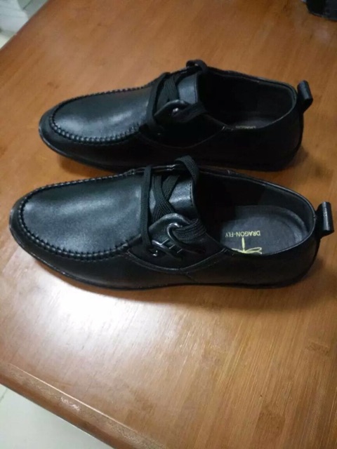 Giầy lười nam Quảng Châu. Kiểu dáng buộc dây.Sẵn đen sz 43 | BigBuy360 - bigbuy360.vn