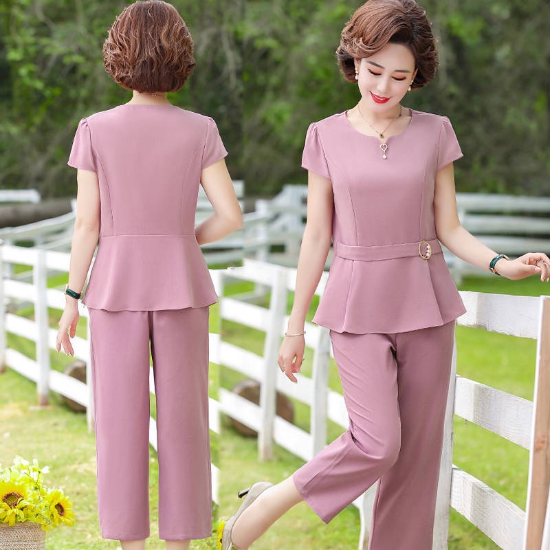 Set quần áo tay ngắn thời trang cho phụ nữ trung niên 40-50 tuổi