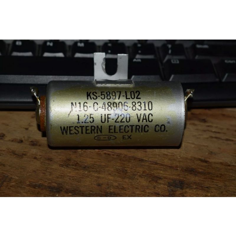 Tụ nối tàng dầu Cornel dubilier 0.6uf/350vac/600vdc