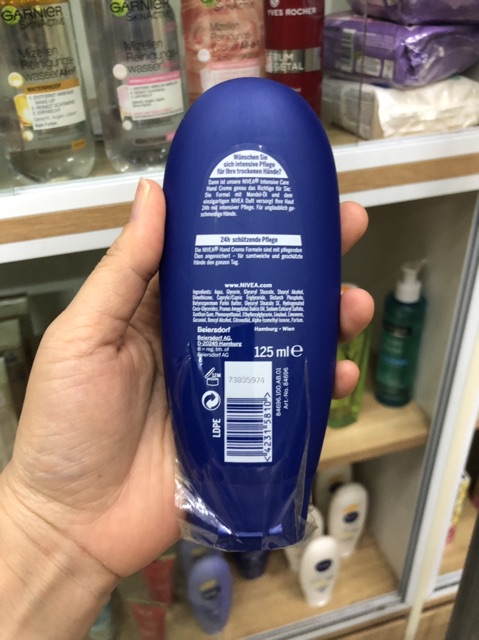 Kem dưỡng da tay Nivea Q10 Repair