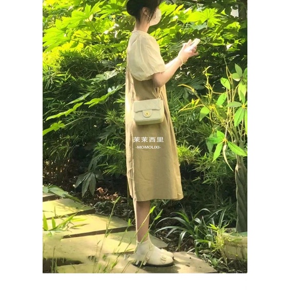 Váy đầm Yếm phong cách Hàn xinh xắn