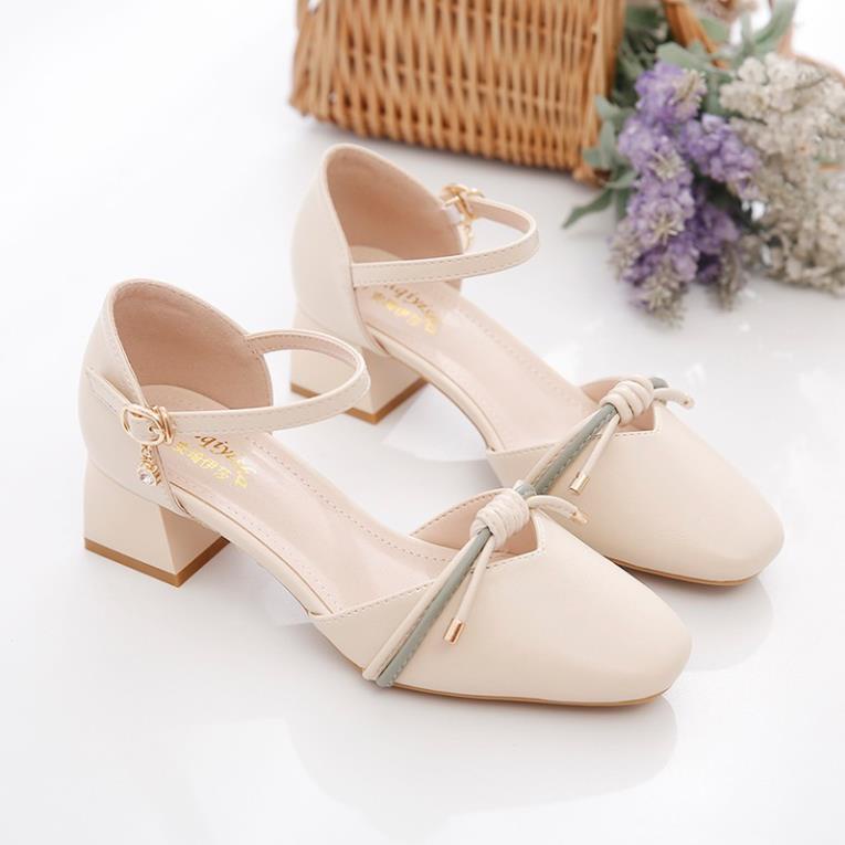 Giày cao gót ngọt ngào phong cách gót thô 4cm đính nơ nút kim loại -KJ91
