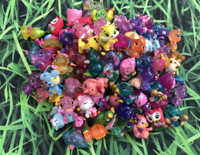 Trứng đồ chơi 5 Hatchimals và kẹo