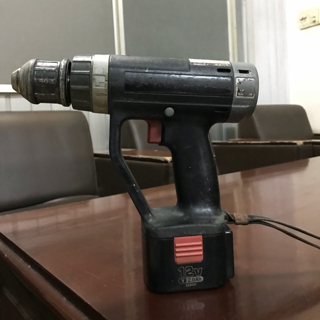 Bán máy khoan búa National EZ6901 12V hàng Nhật nội địa.