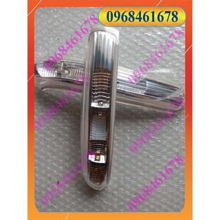 Đèn xi nhan gương captiva