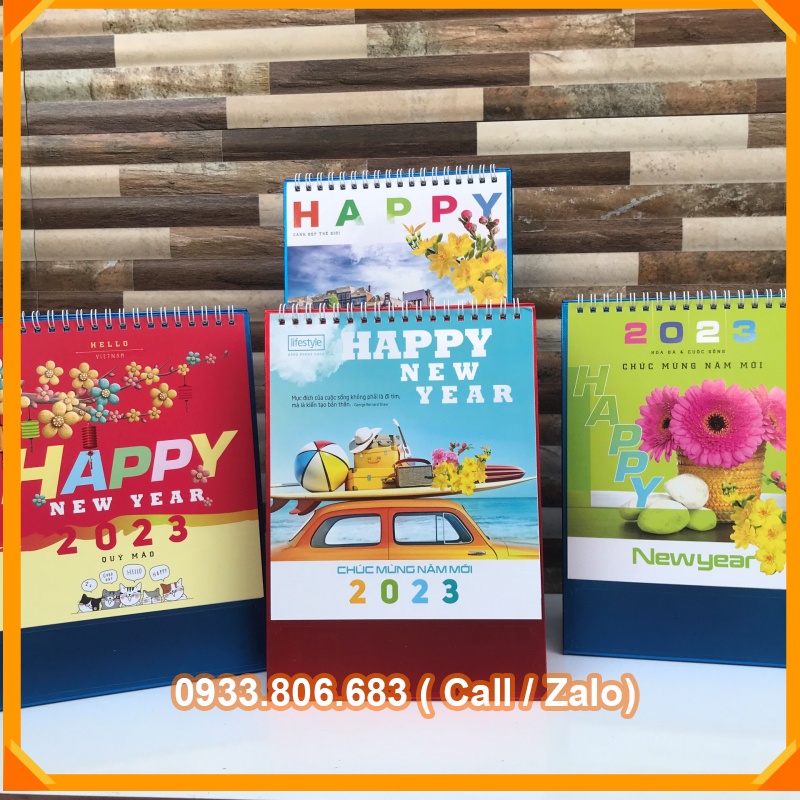 Lịch Để Bàn Chữ M 2023 - Mẫu Ngẫu Nhiên KHỔ 16.6X23CM [VPP Huy Phát]