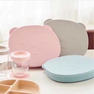 Khay gấu Silicon Poled Hàn đế hít có nắp