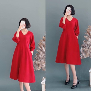 Váy xoè tay bồng thiết kế