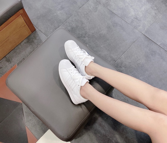 Giày thể thao xò