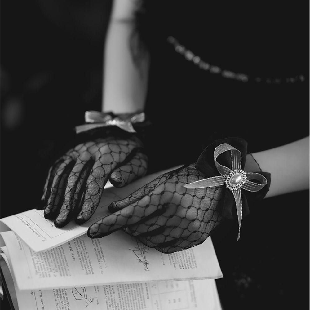 Găng Tay Ren Toàn Bộ Ngón Tay Cho Cô Dâu