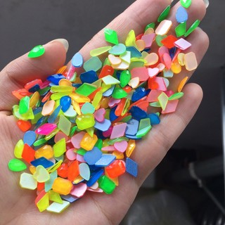 đá chân bằng gắn móng tay nail nhiều màu 100 viên