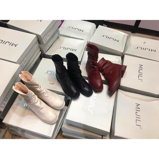 Bốt da lỳ khoá sau fullbox