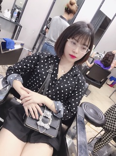 Sơ mi chấm bi
