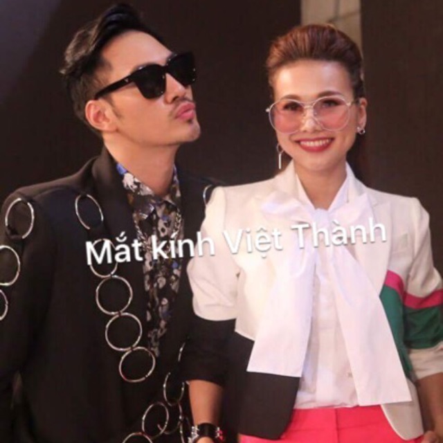 Kính đủ màu form lớn Kính