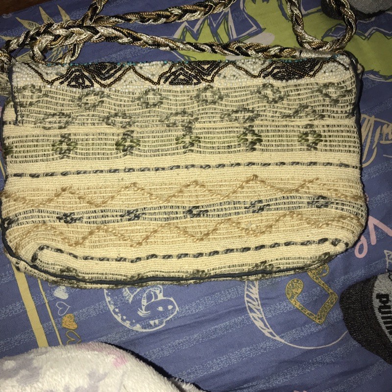 Túi hand made đeo chéo hoạ tiết thổ cẩm
