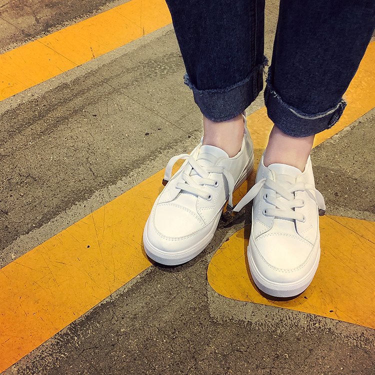 Giày thể thao đơn giản đế bệt màu trắng thời trang nữ | BigBuy360 - bigbuy360.vn