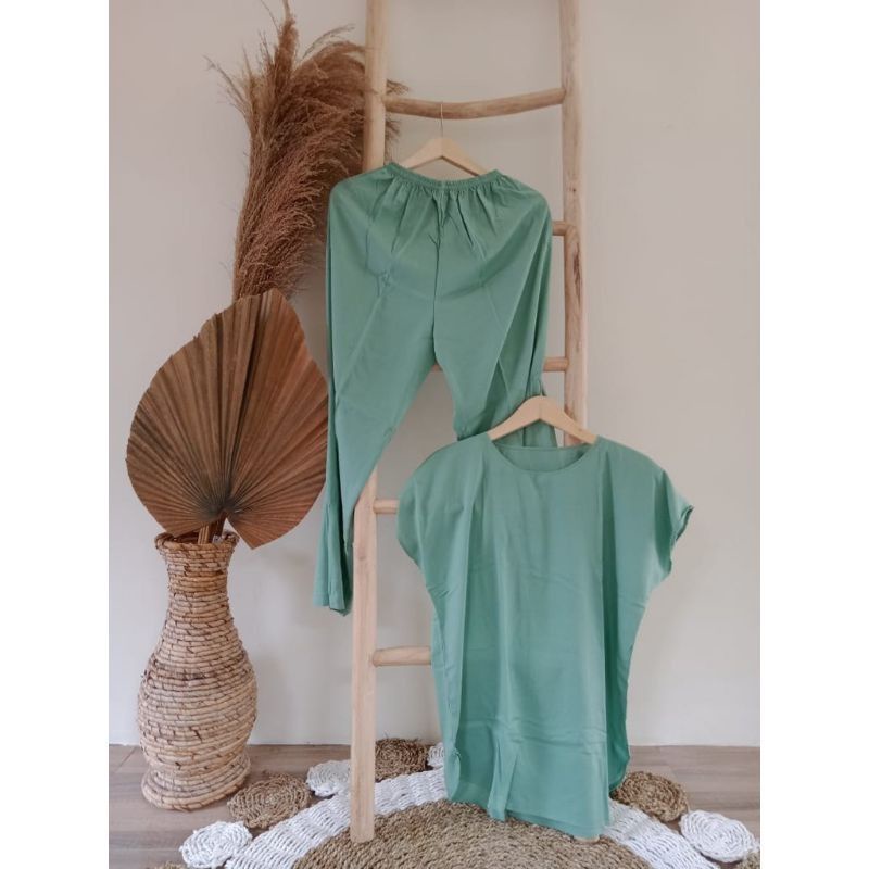 One Bộ Đồ Ngủ Trơn Màu Có Túi Ngực 120CM 65CM 90CM