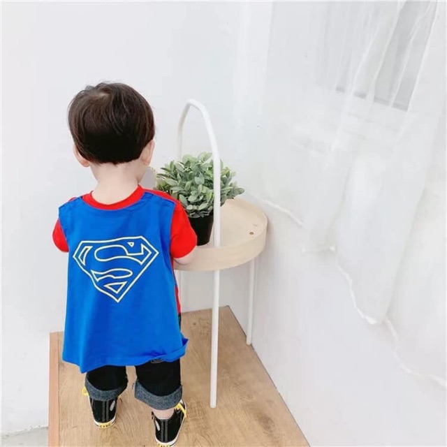 Áo siêu nhân bé trai