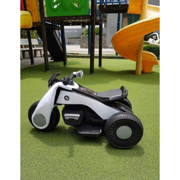 XE MÁY ĐIỆN TRẺ EM KIỂU DÁNG THỂ THAO