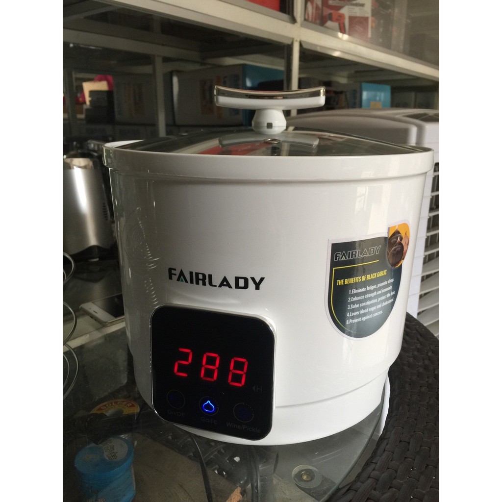 Máy làm tỏi đen magic korea