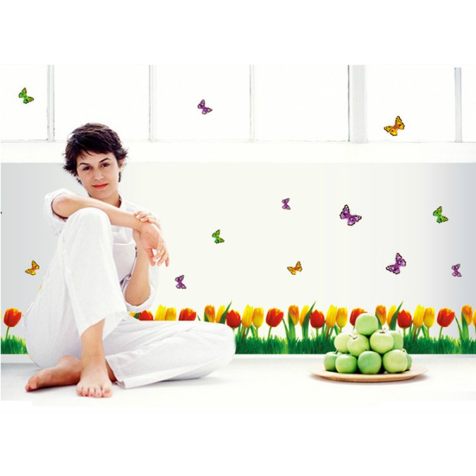Decal trang trí chân tường Hoa TULIP sắc màu cùng bướm