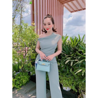 Sét áo trễ vai + quần lửng