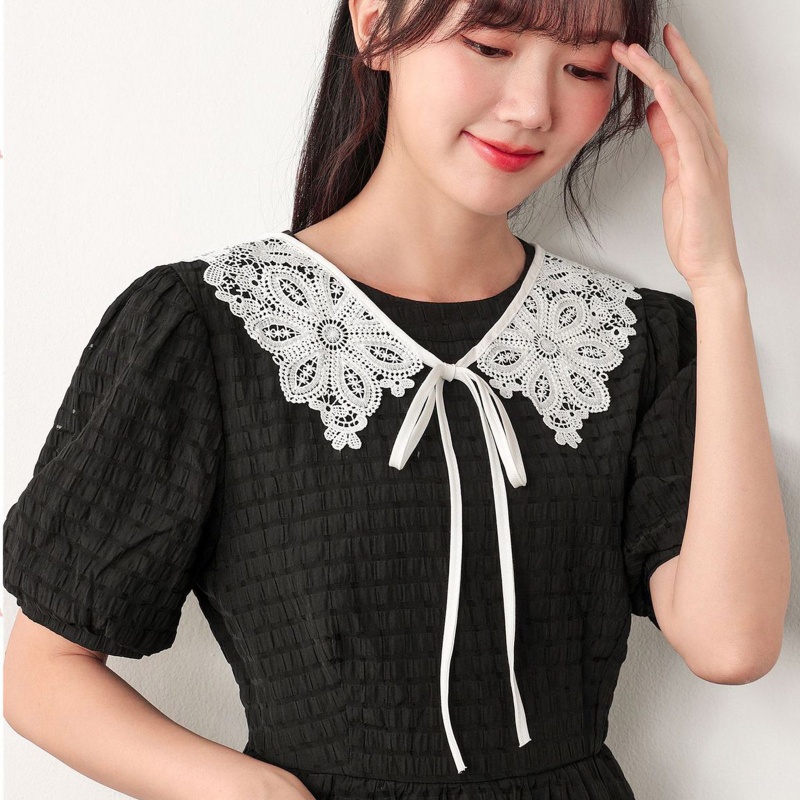 Cổ Áo Ren Khoét Rỗng Thêu Trang Trí Có Thể Tháo Rời