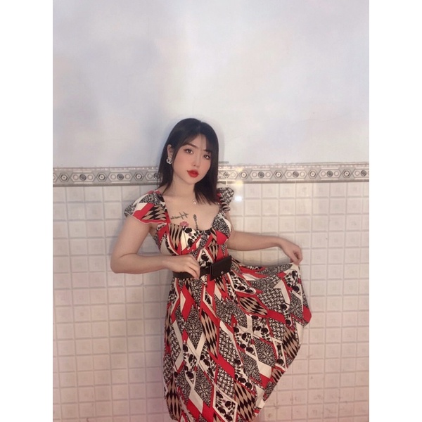 Đầm xoè xếp li cúp ngực cánh tiên có túi hai bên hoạ tiết hoa nhiều màu ảnh thật chính chủ