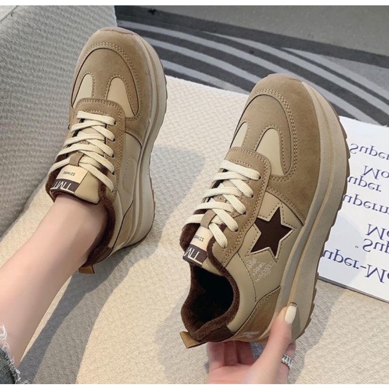 GIÀY THỂ THAO NÂNG ĐẾ GIÀY THỂ THAO ĐẾ CAO VIỀN NGÔI SAO