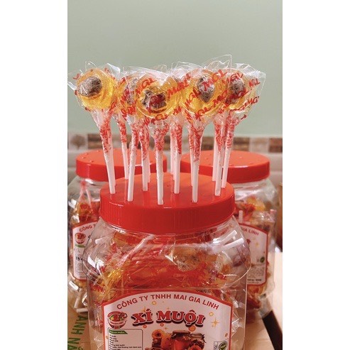 50 Que Kẹo Mạch Nha Nhân Ô Mai Xí Muội Tuổi Thơ Hộp