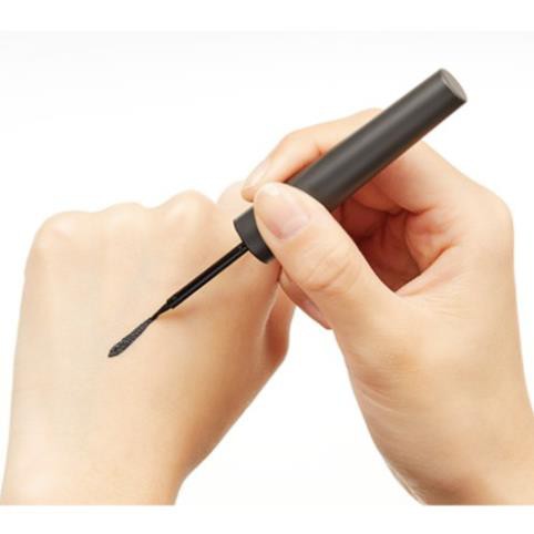 Bút kẻ mắt nước lâu trôi innisfree Real Lasting Eyeliner 4G