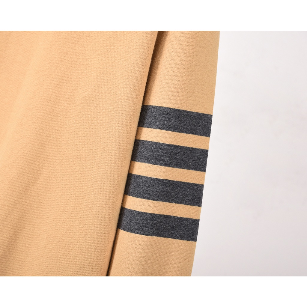 Áo Sweater nam nữ form rộng dáng Unisex Thom Brow.ne 015 chất liệu len bông thiết kế tay áo kẻ 4 sọc cao cấp