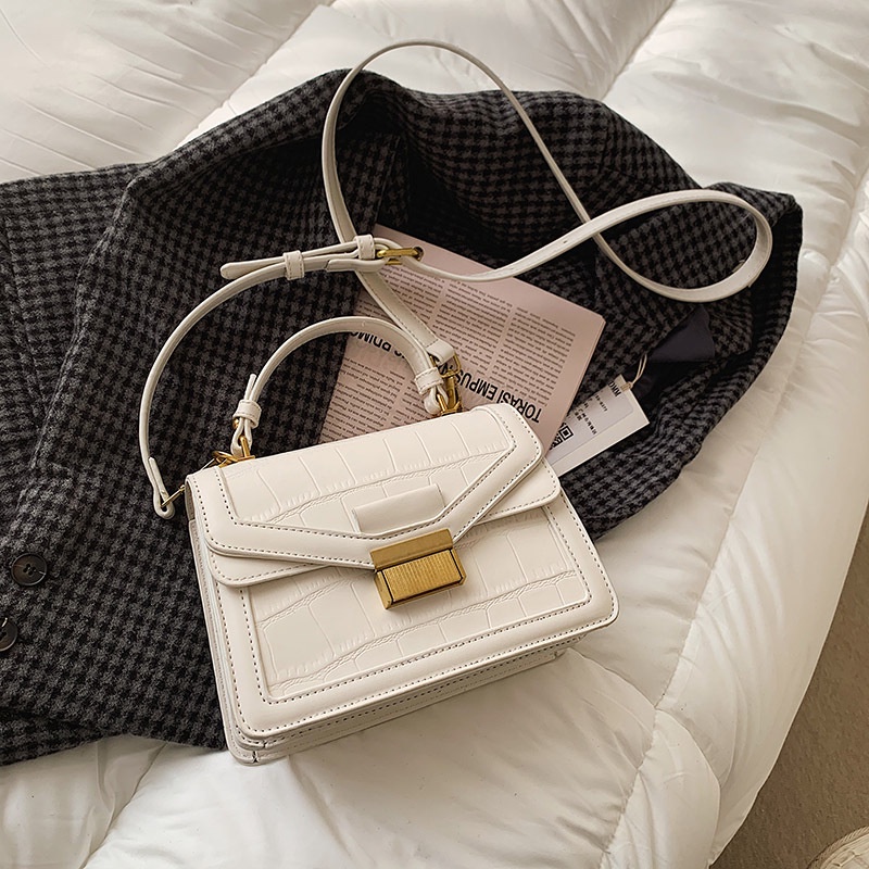 Túi xách nữ  đeo chéo đi chơi đẹp túi đeo vai khóa vuông chất liệu da vân cao cấp