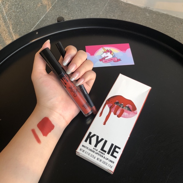 Set son kem Kylie Lip kit của Kylie Jener