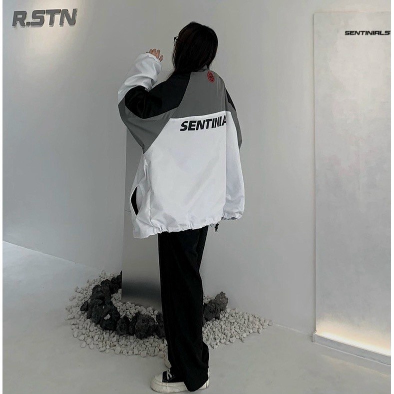 Áo Khoác Dù Nữ 2 Lớp Cổ Trụ In Sentinials Đẹp Phối Màu Độc Lạ Form Rộng Mặc Thoải Mái NEW UNISEX