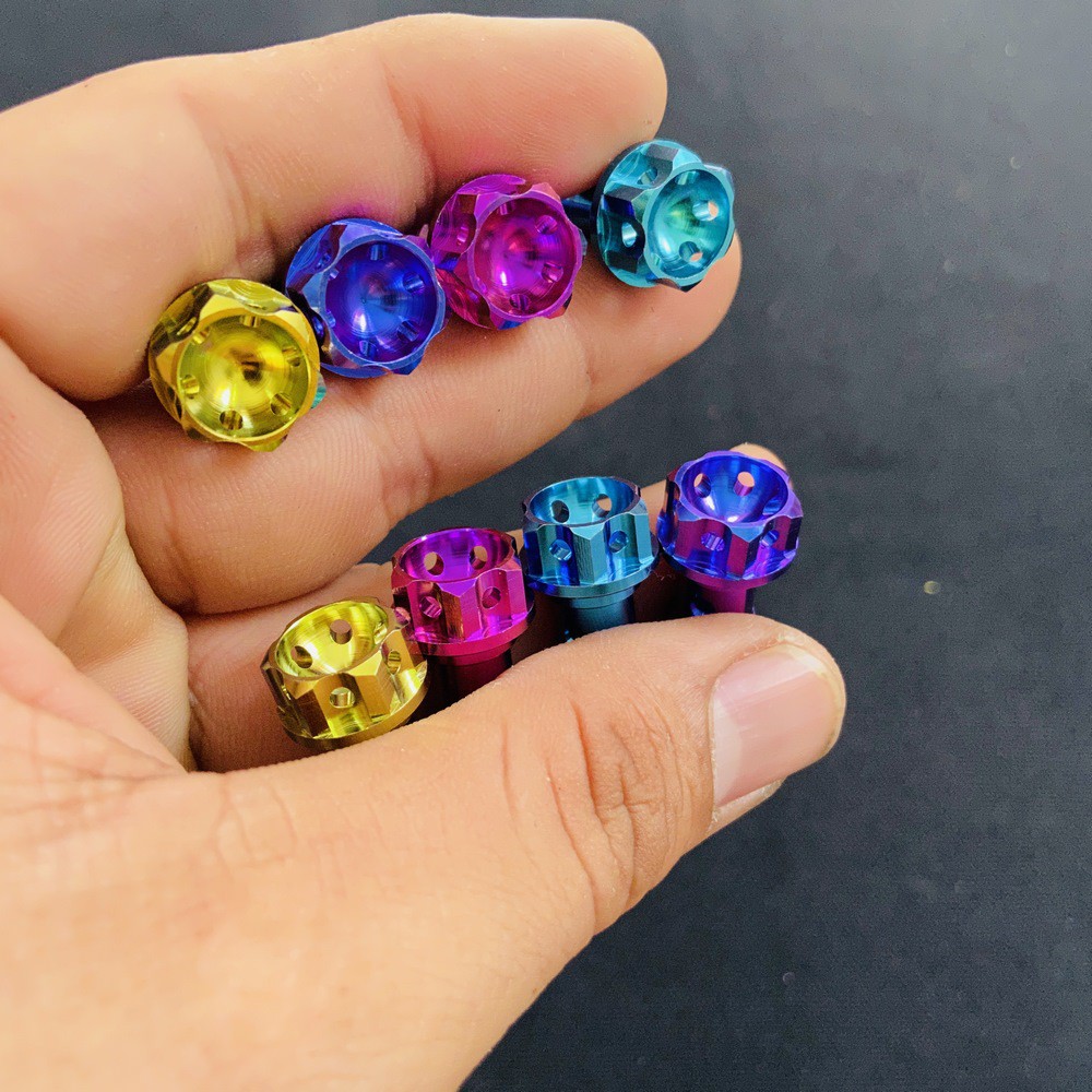 ỐC DÂY DẦU 10LY TITAN GR5 ĐẦU VƯƠNG MIỆN CỰC ĐẸP