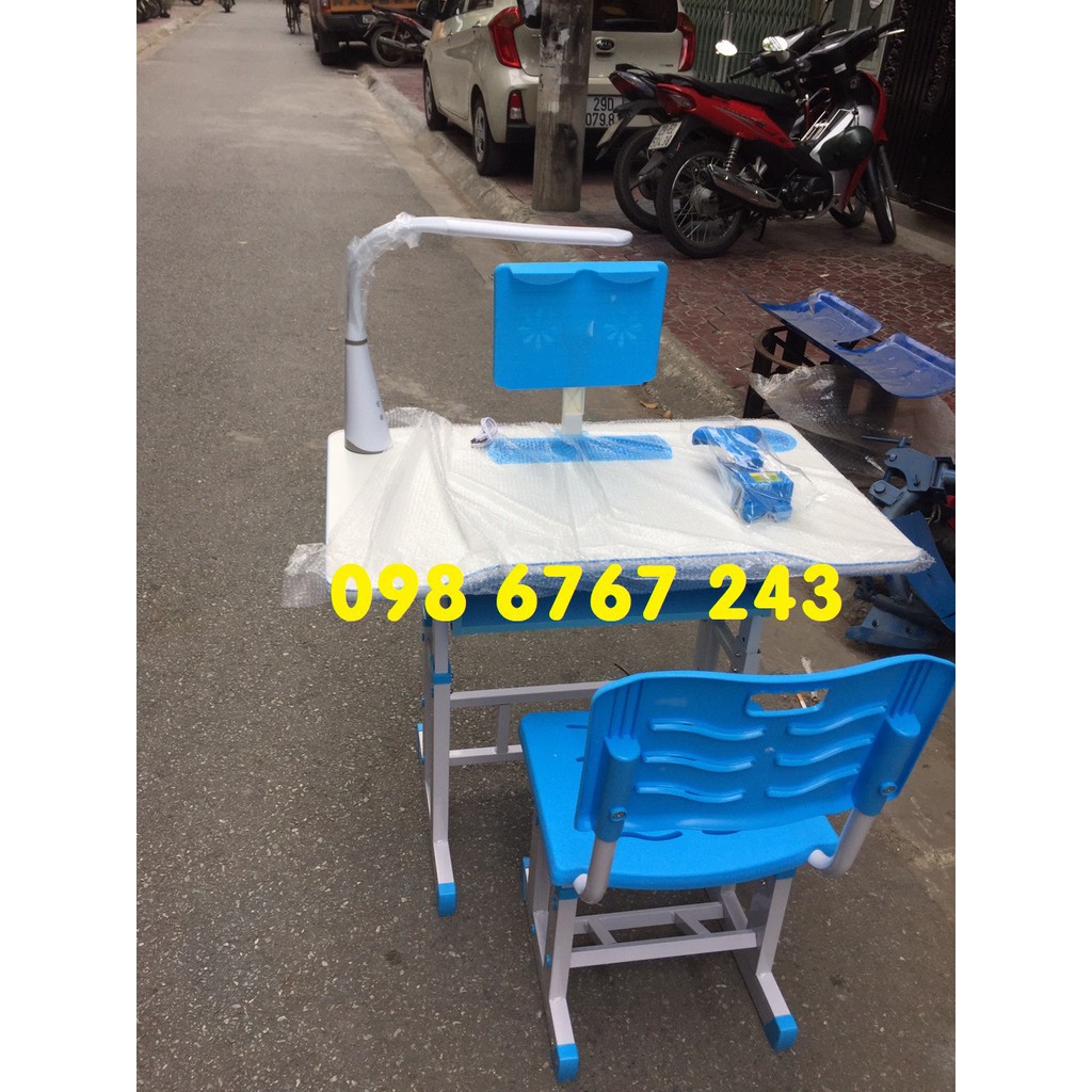 Bàn học cho năm học mới
