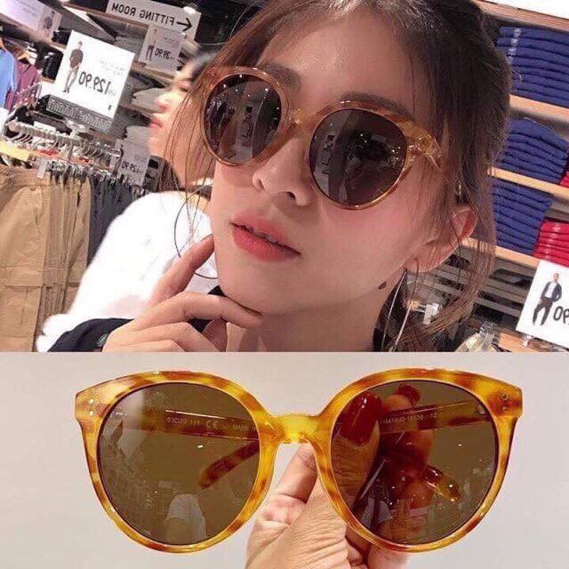 Sale kính chống nắng, chống tia cực tím, UV cut 400 của UNIQLO
