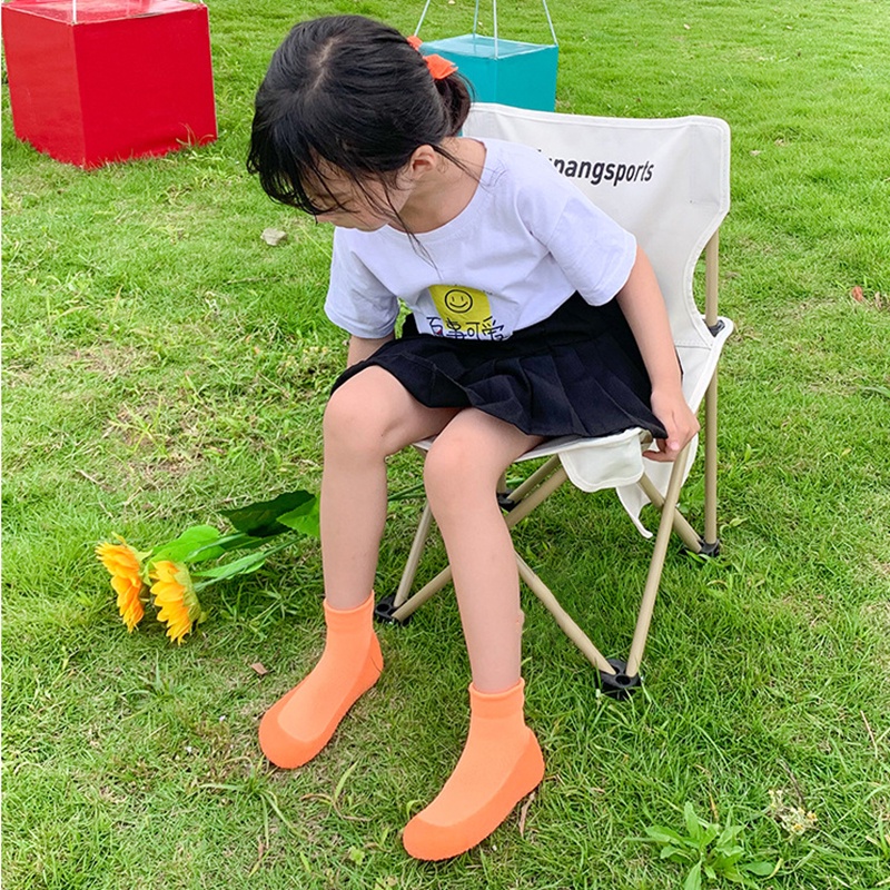 Giày Đi Biển Chống Trượt Màu Sắc Dạ Quang Thời Trang Cho Bé