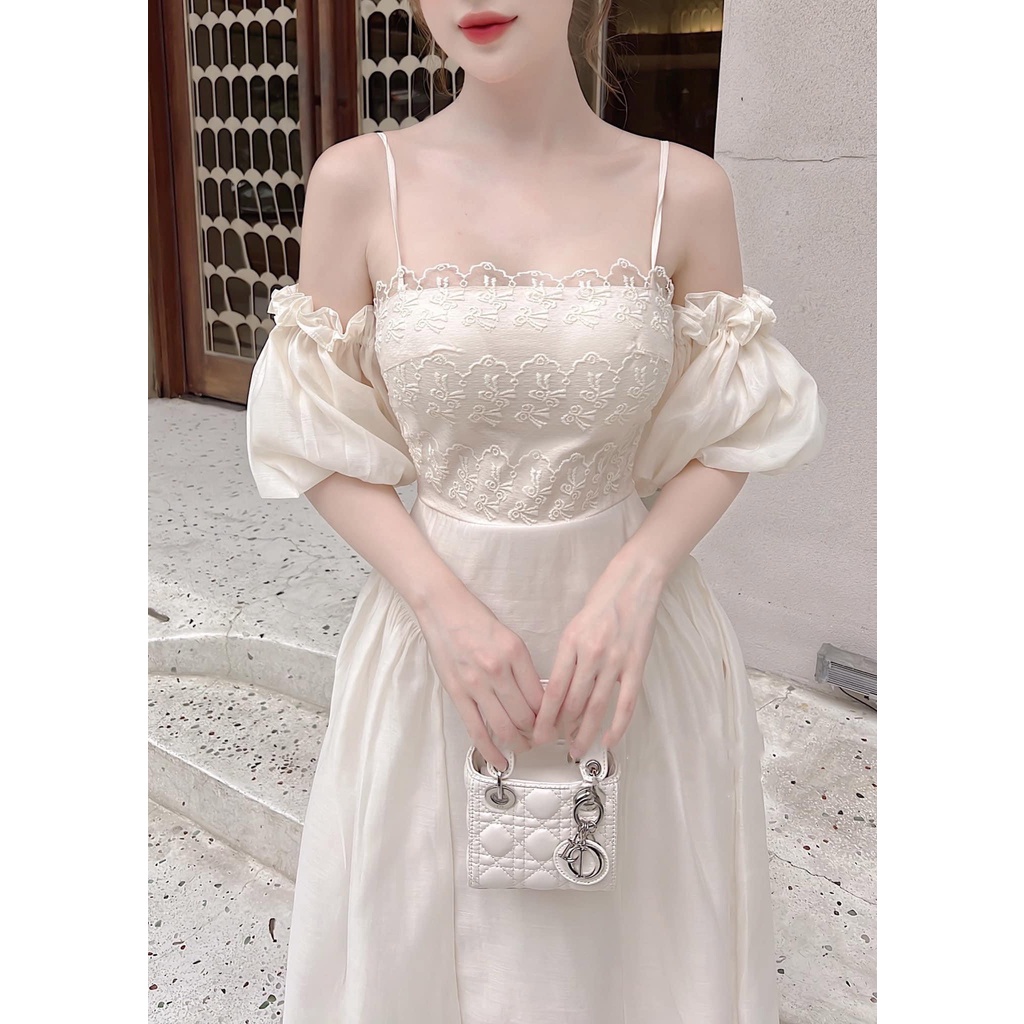 Váy nữ ren AGITANT trễ hai tay bồng tơ nến may 2 lớp màu kem nhẹ nhàng, phù hợp cho đi tiệc, làm quà tặng bạn - TB250