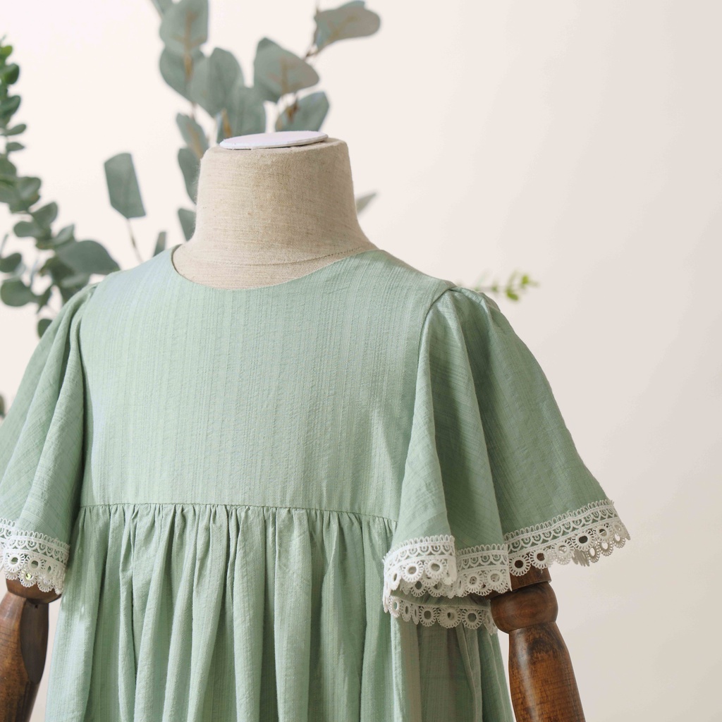 Váy Bé Gái Thiết Kế Ermengarde Màu Xanh Ngọc Tay Áo Viền Ren BEBAE KIDSWEAR