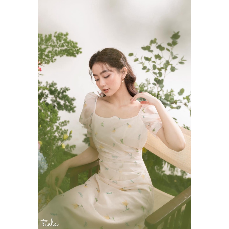 TIELA Đầm váy hoa vàng nhún eo Grace Dress