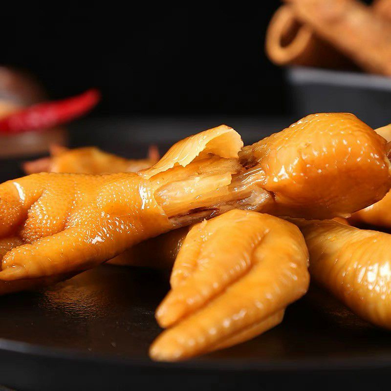 Chân gà Việt Nam ủ vị cay tới siêu cay, nhãn ZUZI hương vị chân gà cay Tứ Xuyên, CGV01 BuBu Food | BigBuy360 - bigbuy360.vn