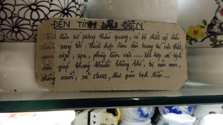  Đèn xông tinh dầu cú đế gỗ Bát Tràng