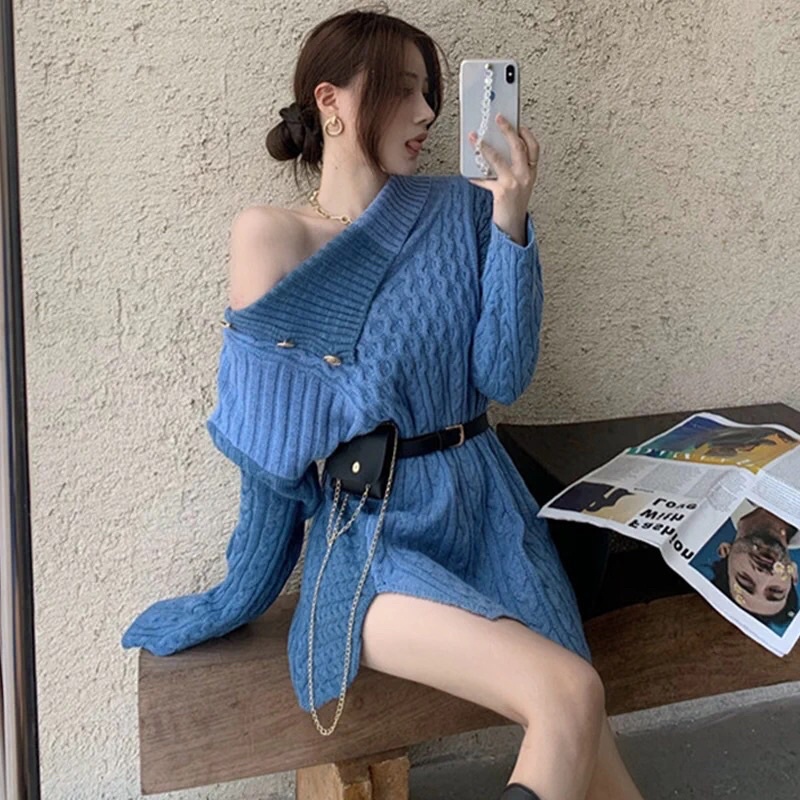 ÁO LEN SUÔNG CÀI KHUY VAI LỆCH VAI PHỐI MÀU KÈM BELT/NỊT TÚI DA PU