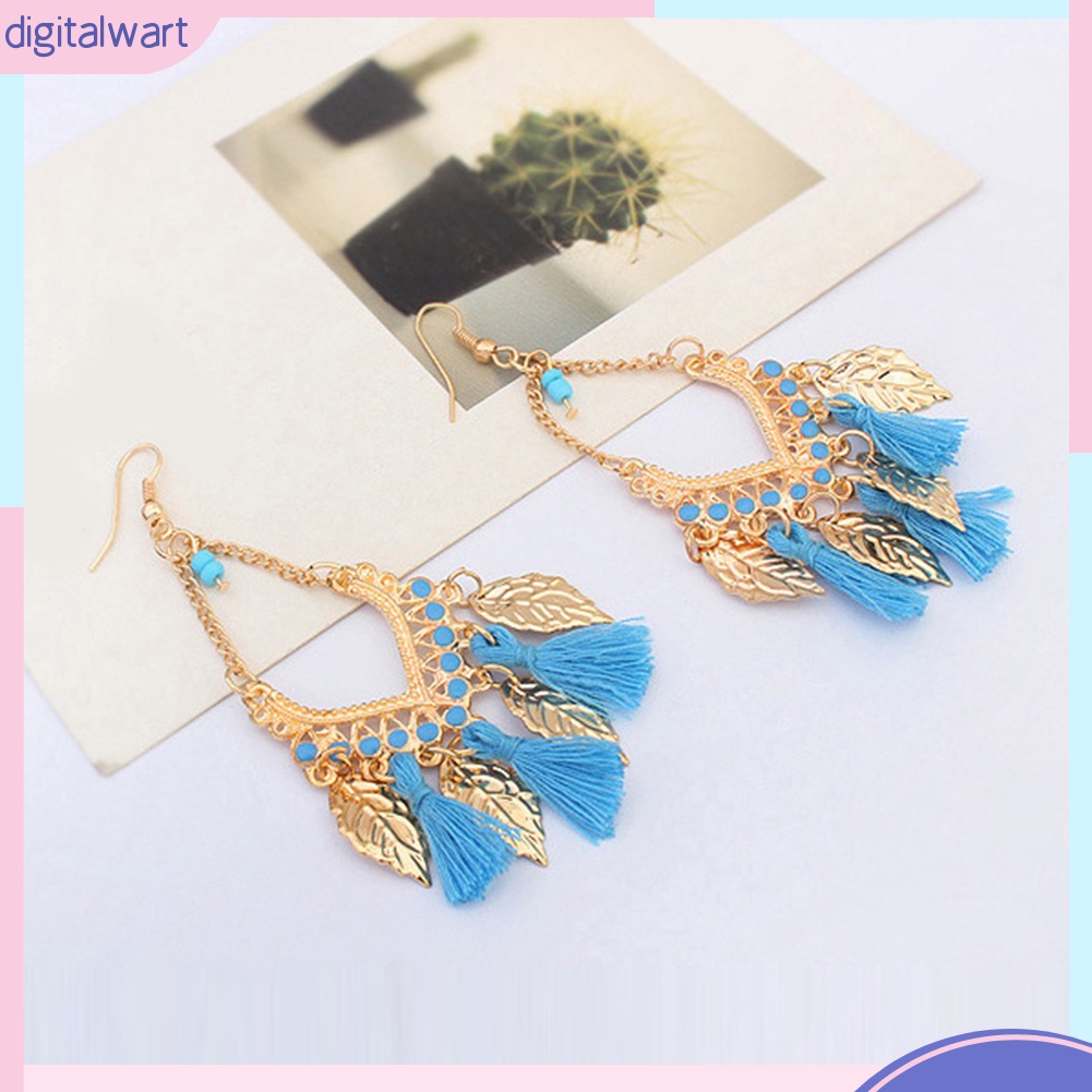 Khuyên tai phối núm tua phong cách Bohemian bắt mắt cho nữ