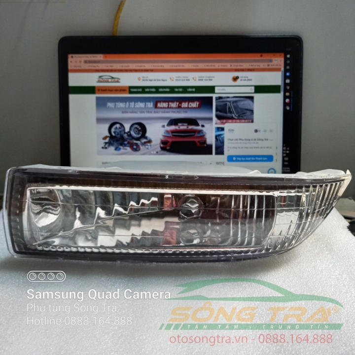 ĐÈN CẢN/ ĐÈN SƯƠNG MÙ TOYOTA ALTIS 2003. BÊN LÁI