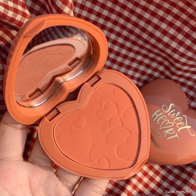 Phấn má Kiss beauty